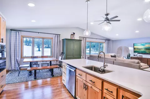 Kitchen - 303 24th St NW, Austin, MN 55912 photo 4 of 4