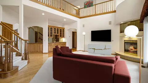 Living - e5110 Interlachen Boulevard, Eleva, WI 54738 photo 17 of 22