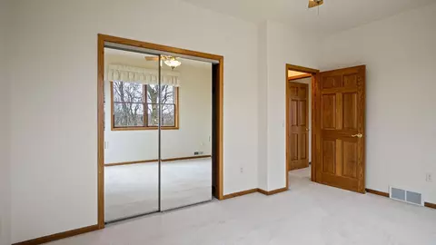 Bedroom - e5110 Interlachen Boulevard, Eleva, WI 54738 photo 6 of 11