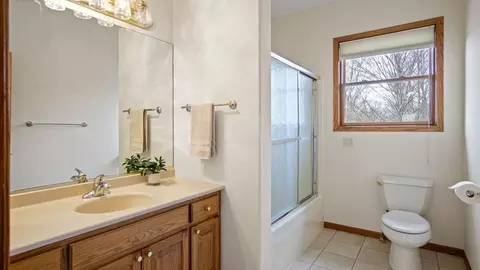 Bath - e5110 Interlachen Boulevard, Eleva, WI 54738 photo 4 of 5