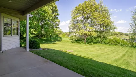 Exterior - e5110 Interlachen Boulevard, Eleva, WI 54738 photo 14 of 15