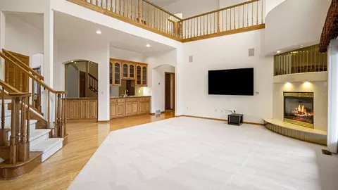 Living - e5110 Interlachen Boulevard, Eleva, WI 54738 photo 5 of 22