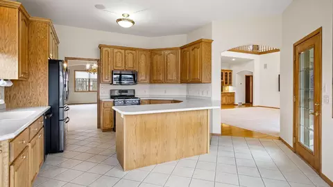 Kitchen - e5110 Interlachen Boulevard, Eleva, WI 54738 photo 2 of 5