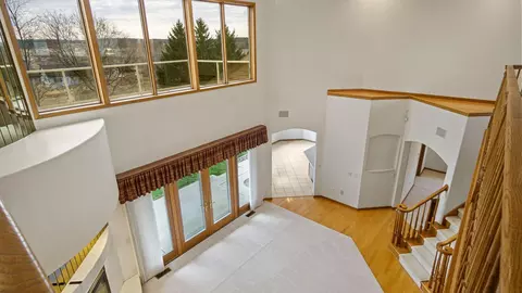 Living - e5110 Interlachen Boulevard, Eleva, WI 54738 photo 11 of 22