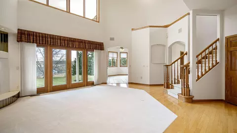 Living - e5110 Interlachen Boulevard, Eleva, WI 54738 photo 8 of 22