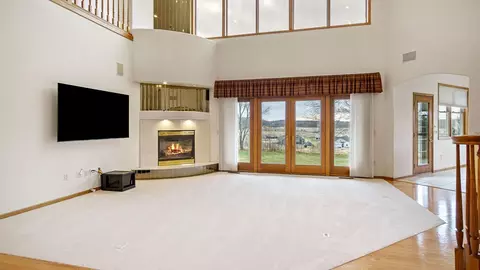 Living - e5110 Interlachen Boulevard, Eleva, WI 54738 photo 7 of 22