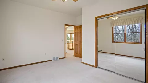Bedroom - e5110 Interlachen Boulevard, Eleva, WI 54738 photo 9 of 11