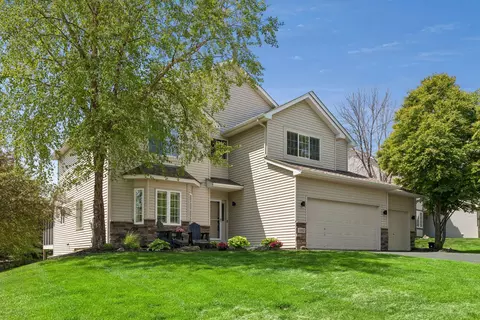 19182 Ismay Ct, Lakeville, MN 55044