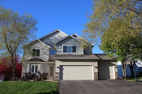 19182 Ismay Ct, Lakeville, MN 55044