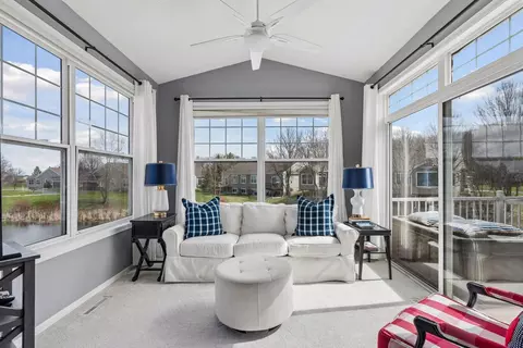 8377 Crabapple Ct, Victoria, MN 55386