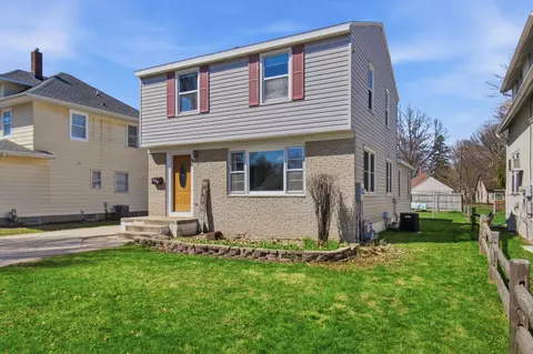 Exterior - 520 Ann St SE, Willmar, MN 56201 photo 2 of 9
