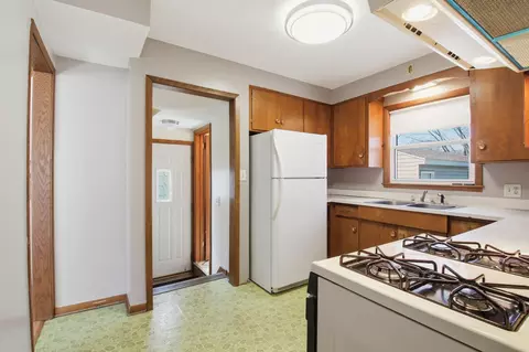 Kitchen - 520 Ann St SE, Willmar, MN 56201 photo 1 of 2
