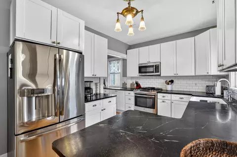 20 11th Ave NW, Rochester, MN 55901
