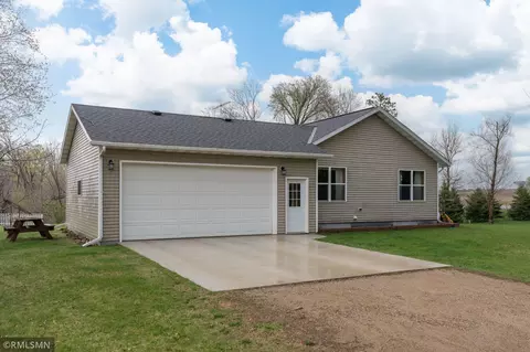 13446 Cannon City Blvd, Northfield, MN 55057