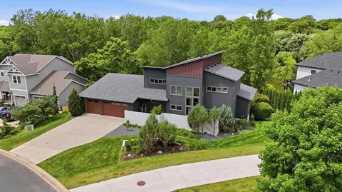 2229 Wall St, Eagan, MN 55122