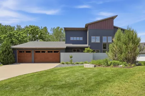 2229 Wall St, Eagan, MN 55122