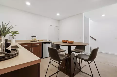 Dining - 2229 Wall St, Eagan, MN 55122 photo 5 of 5