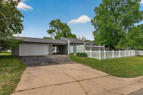 8600 31st Ave N, Crystal, MN 55427