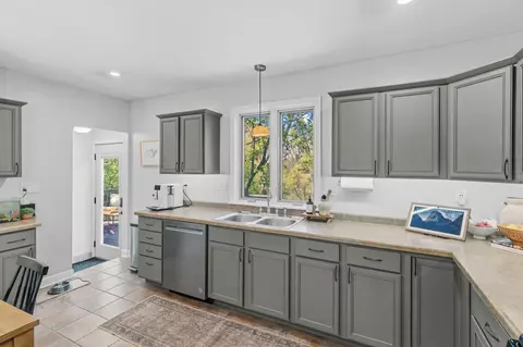 Kitchen - 1221 County Road D E, Maplewood, MN 55109 photo 4 of 5