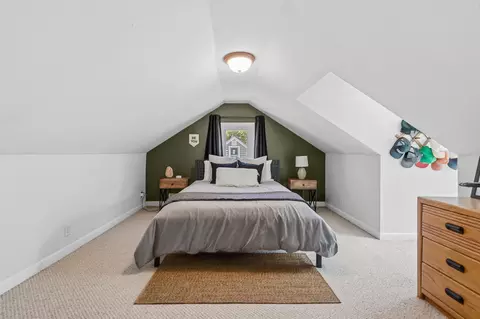 Bedroom - 1221 County Road D E, Maplewood, MN 55109 photo 3 of 4