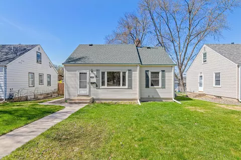 142 Van Buren Ave S, Hopkins, MN 55343