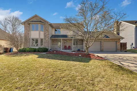 13937 95th Ave N, Maple Grove, MN 55369