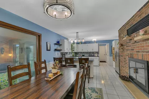Dining - 2426 Cooper Ave S, Saint Cloud, MN 56301 photo 2 of 4