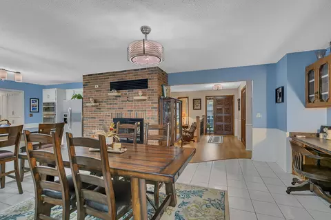 Dining - 2426 Cooper Ave S, Saint Cloud, MN 56301 photo 3 of 4