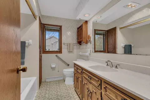 Bath - 2426 Cooper Ave S, Saint Cloud, MN 56301 photo 1 of 2