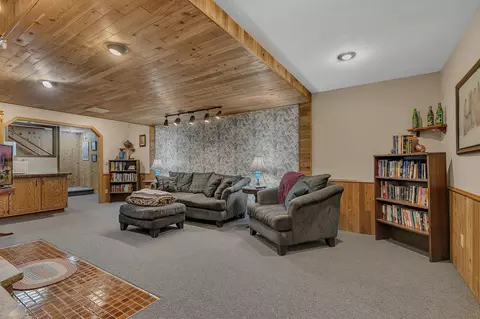 Living - 2426 Cooper Ave S, Saint Cloud, MN 56301 photo 3 of 3