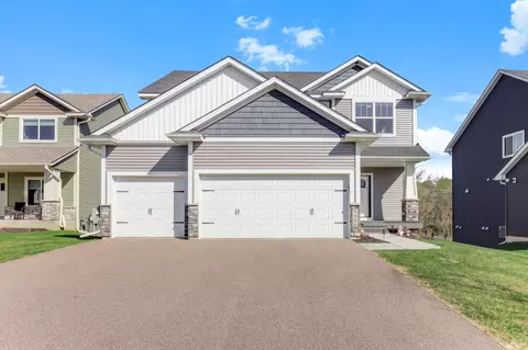 9686 Carbon Ct, Inver Grove Heights, MN 55076