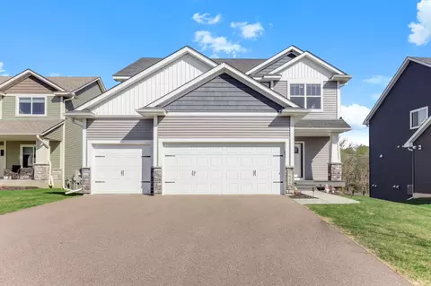 9686 Carbon Ct, Inver Grove Heights, MN 55076