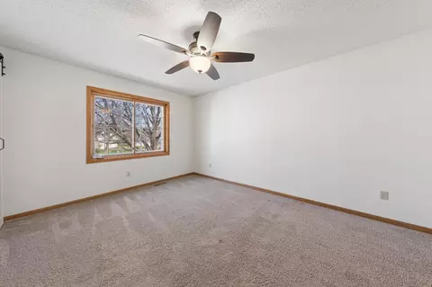 Bedroom - 3877 Kennet Cir, Eagan, MN 55123 photo 2 of 10