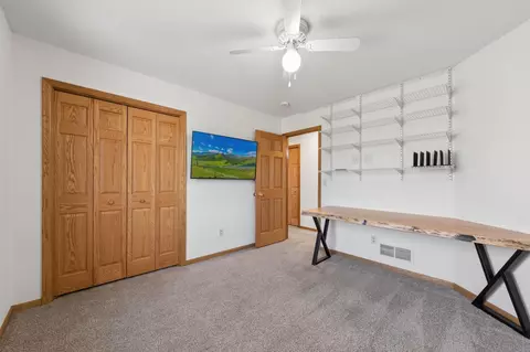 Bedroom - 3877 Kennet Cir, Eagan, MN 55123 photo 6 of 10