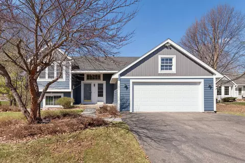 3877 Kennet Cir, Eagan, MN 55123