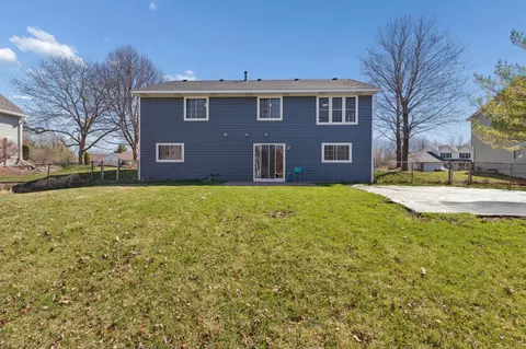 Exterior - 3877 Kennet Cir, Eagan, MN 55123 photo 5 of 9