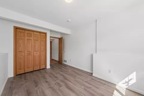Bedroom - 3877 Kennet Cir, Eagan, MN 55123 photo 8 of 10