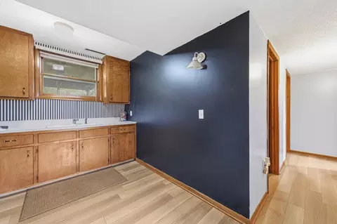 Entry Way - 417 Warner Ave, Spring Valley, MN 55975 photo 3 of 3