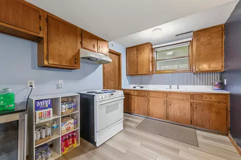 Kitchen - 417 Warner Ave, Spring Valley, MN 55975 photo 3 of 3