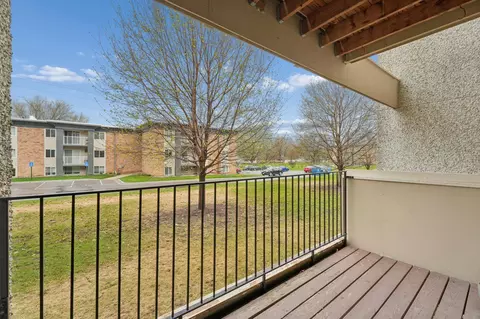 4110 Rahn Rd #115, Eagan, MN 55122