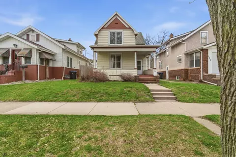 315 N Broad St, Mankato, MN 56001