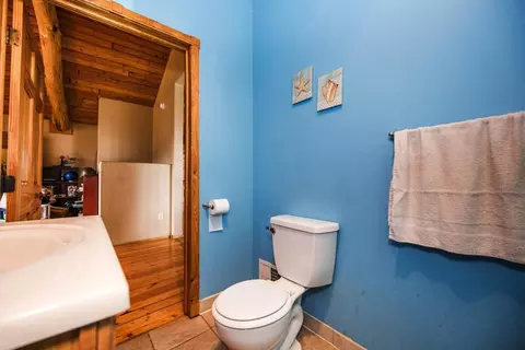Bath - 48484 Flicker Ln, Ottertail, MN 56571 photo 6 of 8