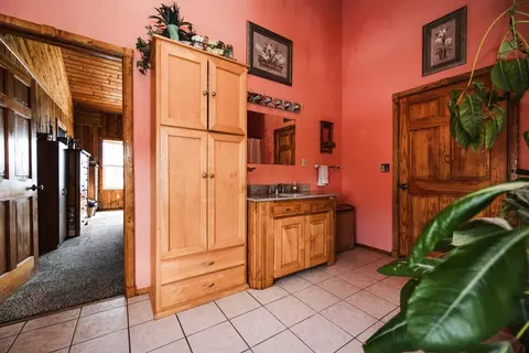 Entry Way - 48484 Flicker Ln, Ottertail, MN 56571 photo 5 of 14
