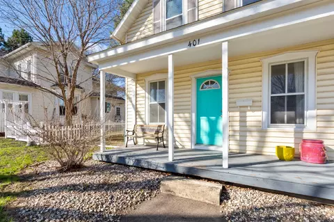 Exterior - 401 Grace St, Saint Peter, MN 56082 photo 2 of 8