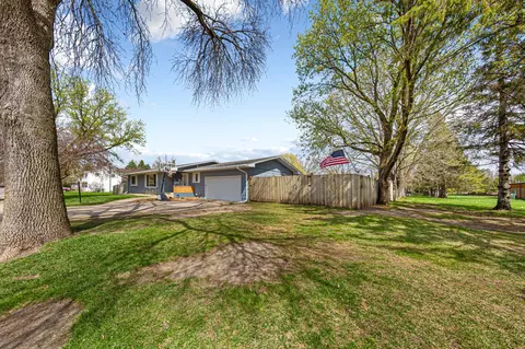 Exterior - 1201 Prairie Ave SW, Faribault, MN 55021 photo 5 of 11