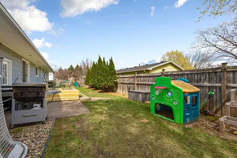 Exterior - 1201 Prairie Ave SW, Faribault, MN 55021 photo 7 of 11