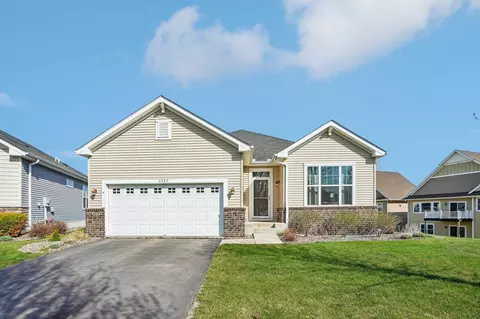 3747 Terra Vista Path, Chaska, MN 55318