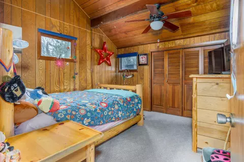 Bedroom - 2641 Priests Point Rd, Ely, MN 55731 photo 1 of 6