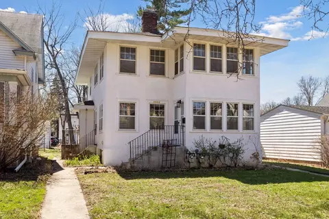 2004 Ashland Ave, Saint Paul, MN 55104
