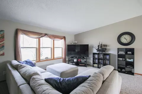 Living - 7133 Fox Rd, Baxter, MN 56425 photo 6 of 8